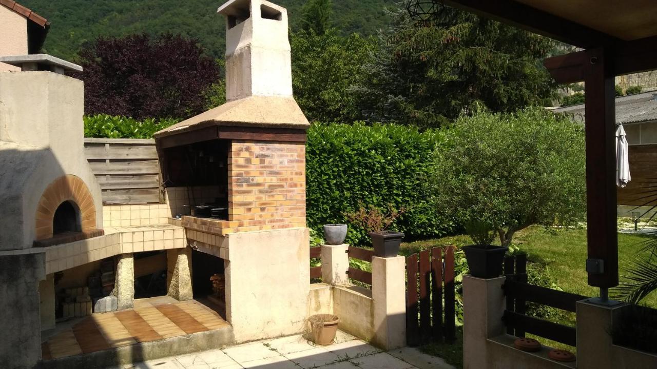 Maison Avec Piscine Entre Chartreuse Et Vercors La Buisse Dış mekan fotoğraf